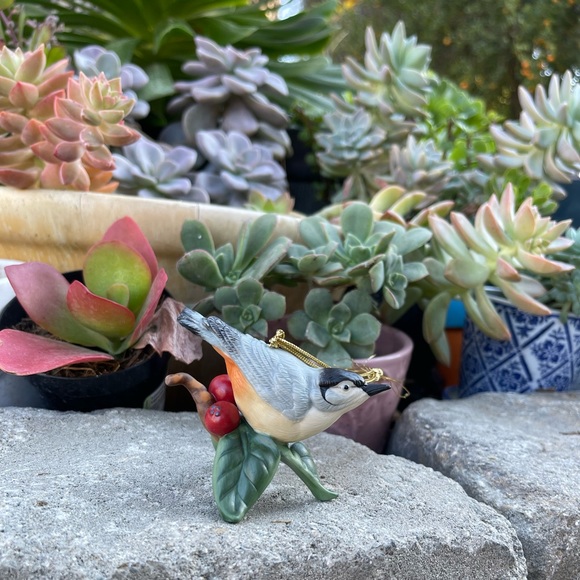 Lenox WINTER GREETINGS Nuthatch Ornament. - Picture 2 of 5